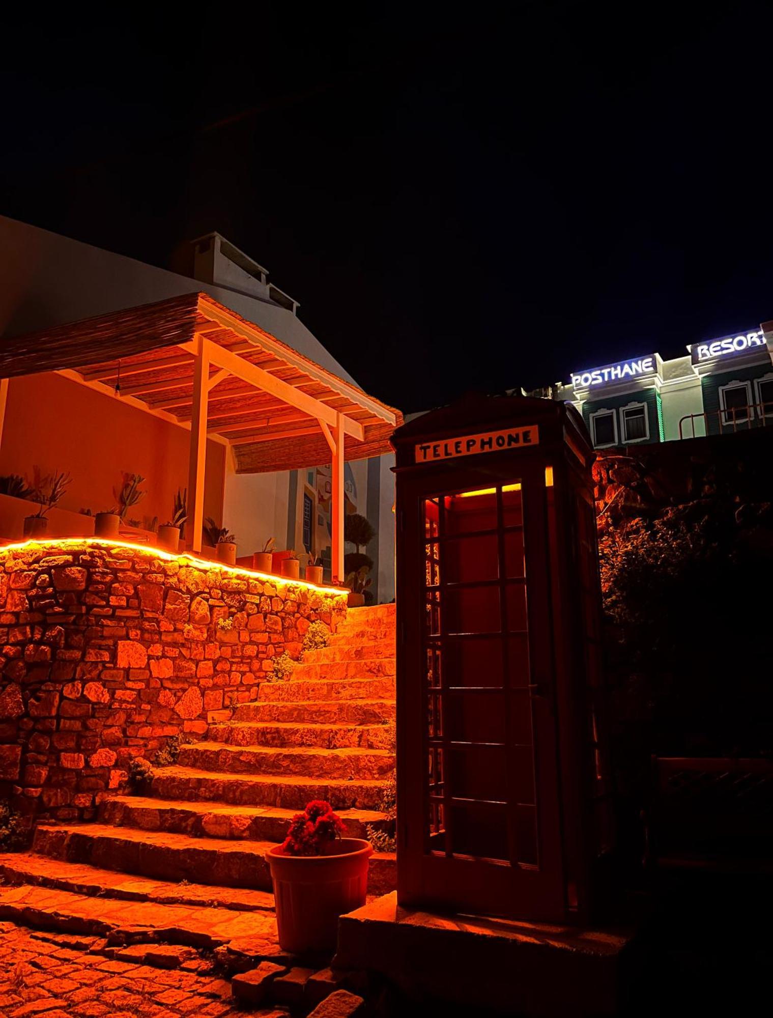 Posthane Hotel Бозджаада Екстериор снимка